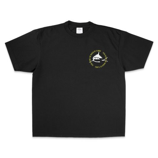 SHARK THAT GOT HER WAS AN EFFICIENT T-SHIRT (extras)